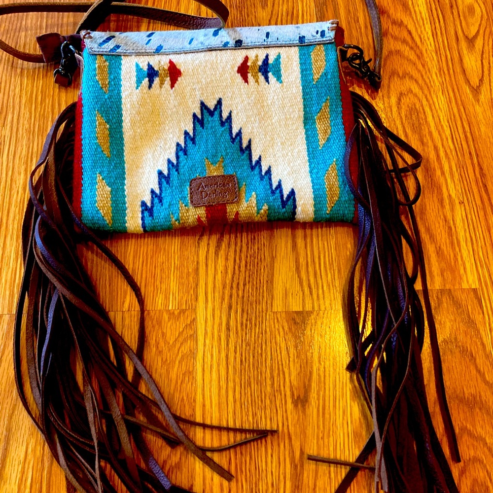 American Darling cross body purse.